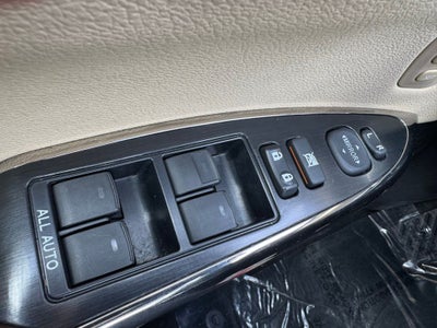 2018 Toyota Avalon Hybrid Limited FWD