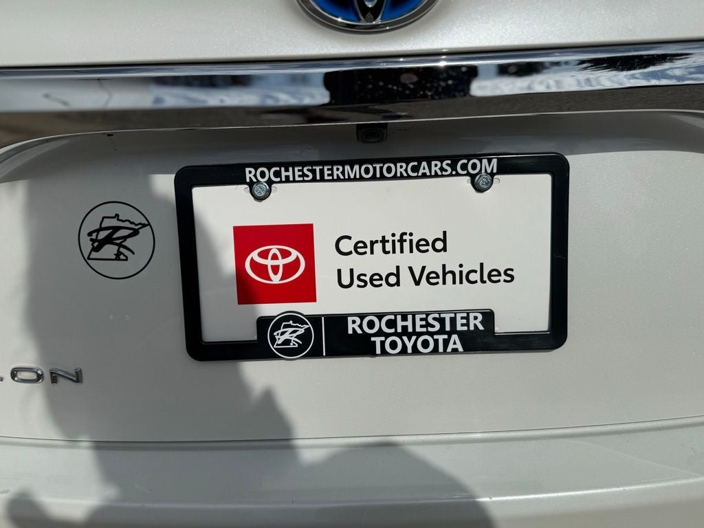 2018 Toyota Avalon Hybrid Limited FWD