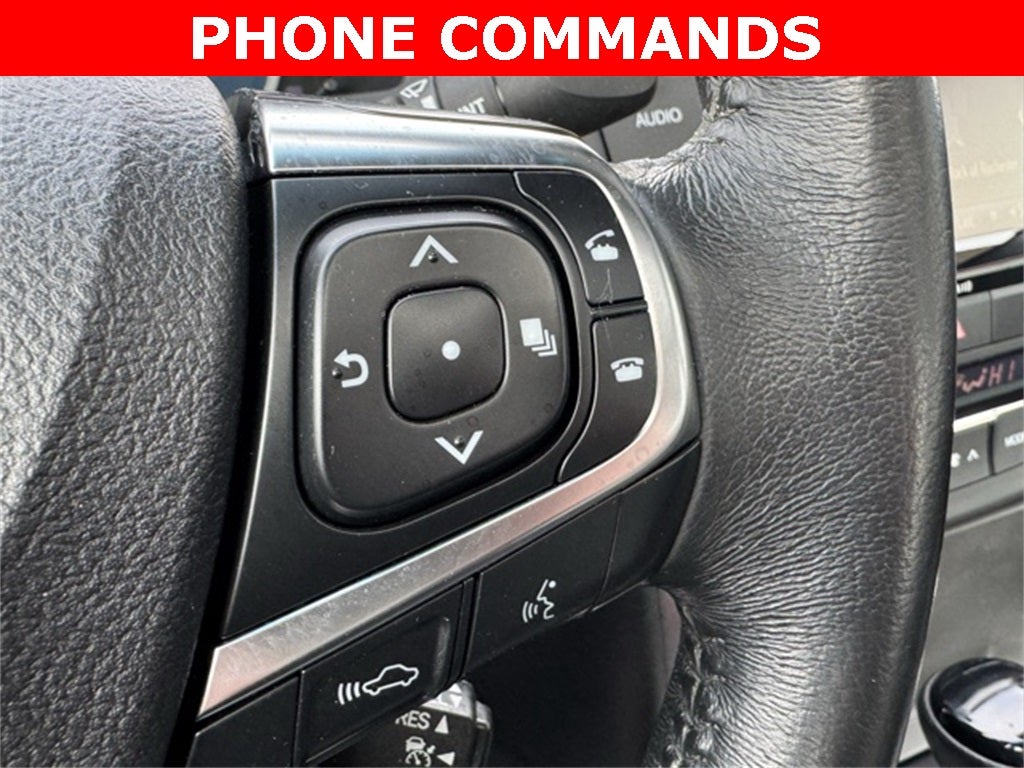 2017 Toyota Camry Hybrid XLE FWD