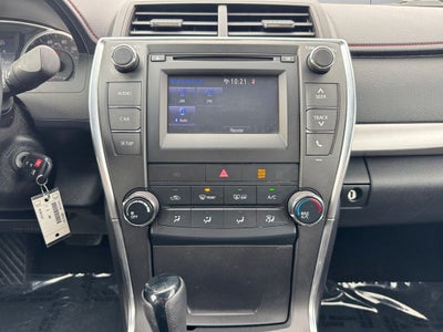 2017 Toyota Camry SE FWD