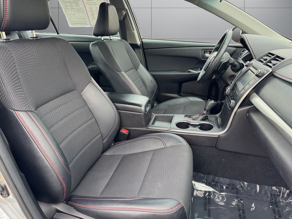 2017 Toyota Camry SE FWD