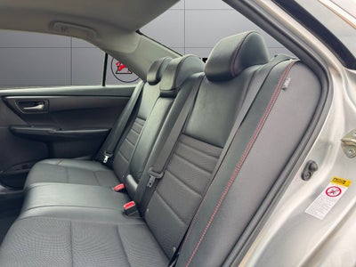 2017 Toyota Camry SE FWD
