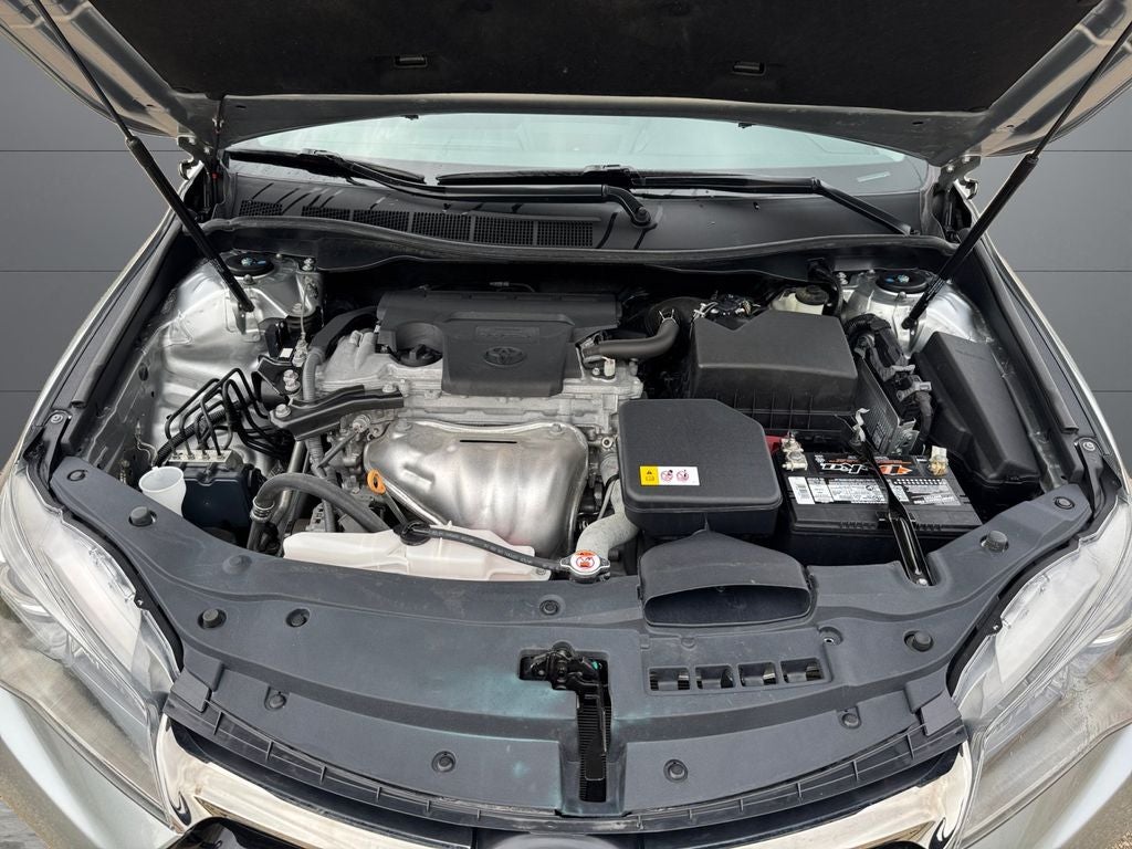 2017 Toyota Camry SE FWD