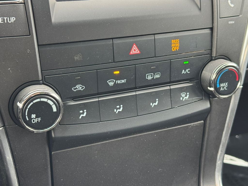 2017 Toyota Camry SE FWD