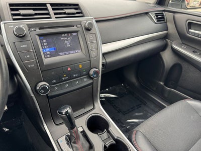 2017 Toyota Camry SE FWD