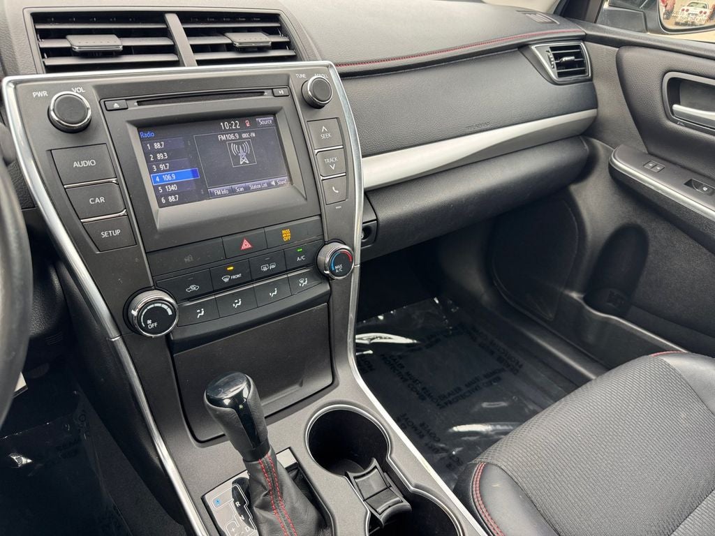 2017 Toyota Camry SE FWD