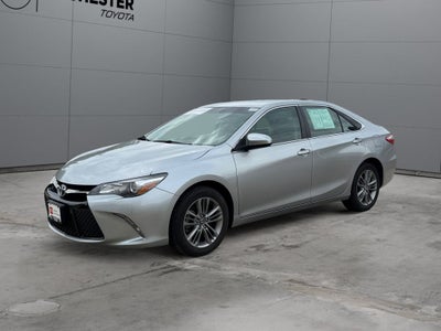 2017 Toyota Camry SE FWD