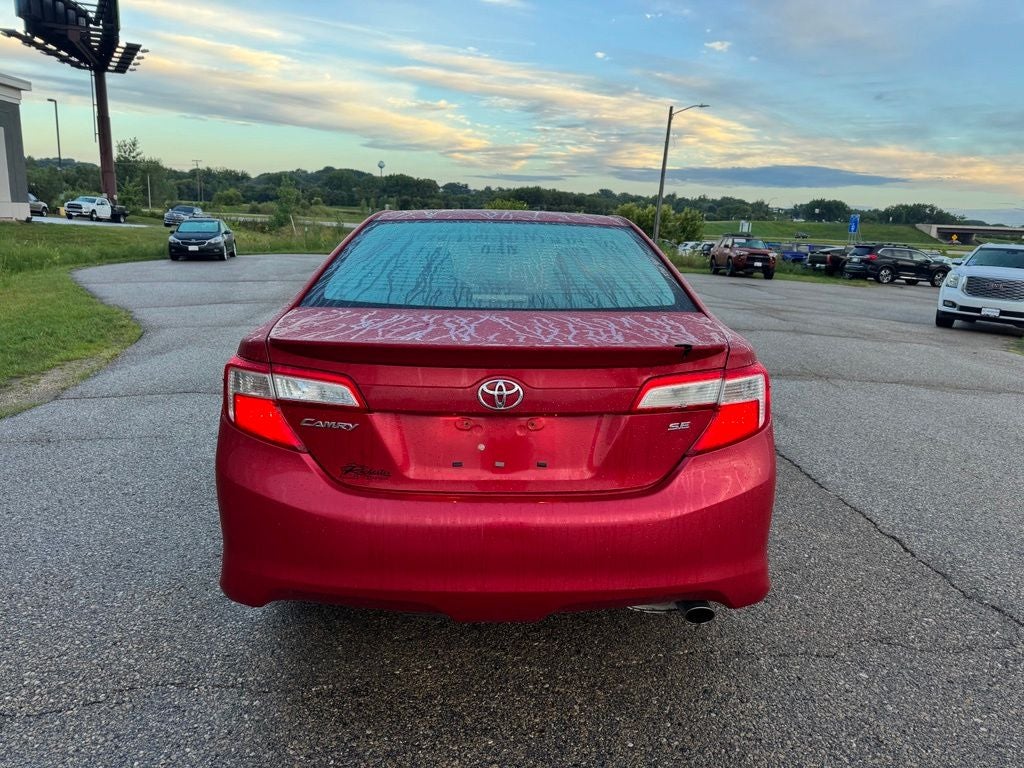 2012 Toyota Camry SE FWD