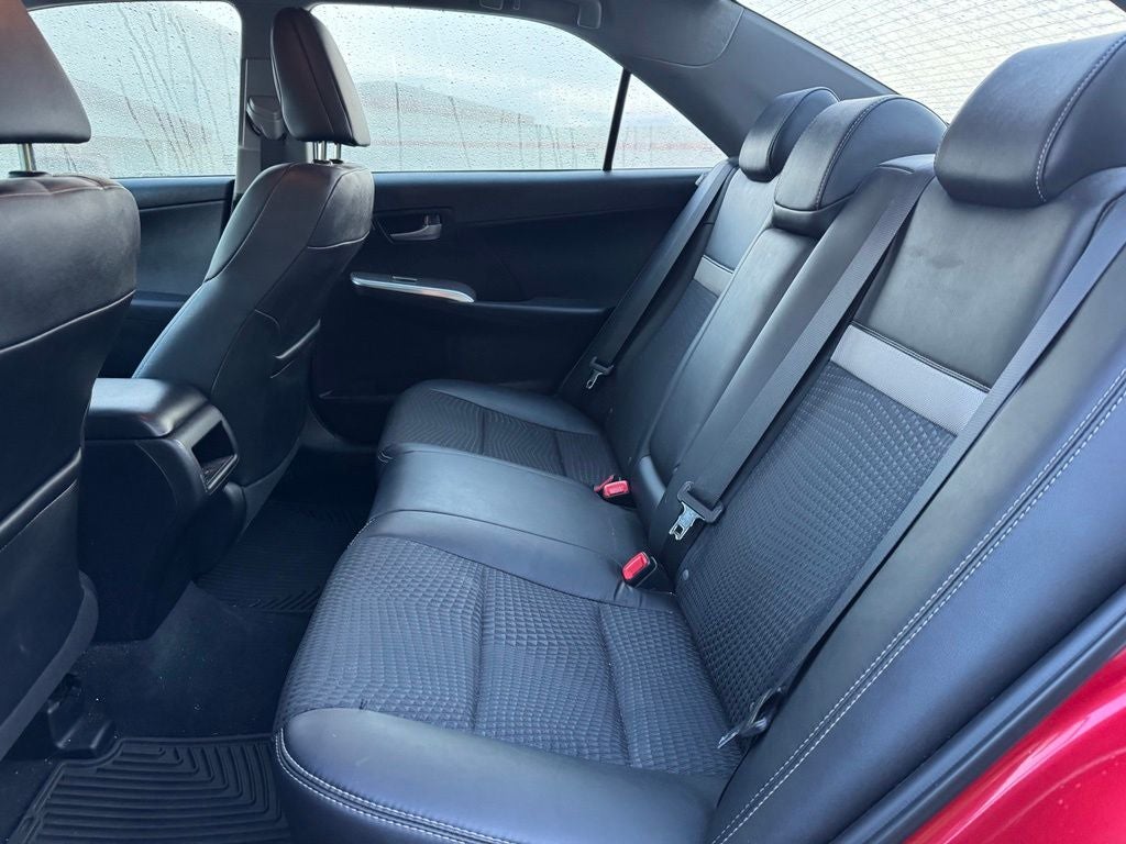 2012 Toyota Camry SE FWD