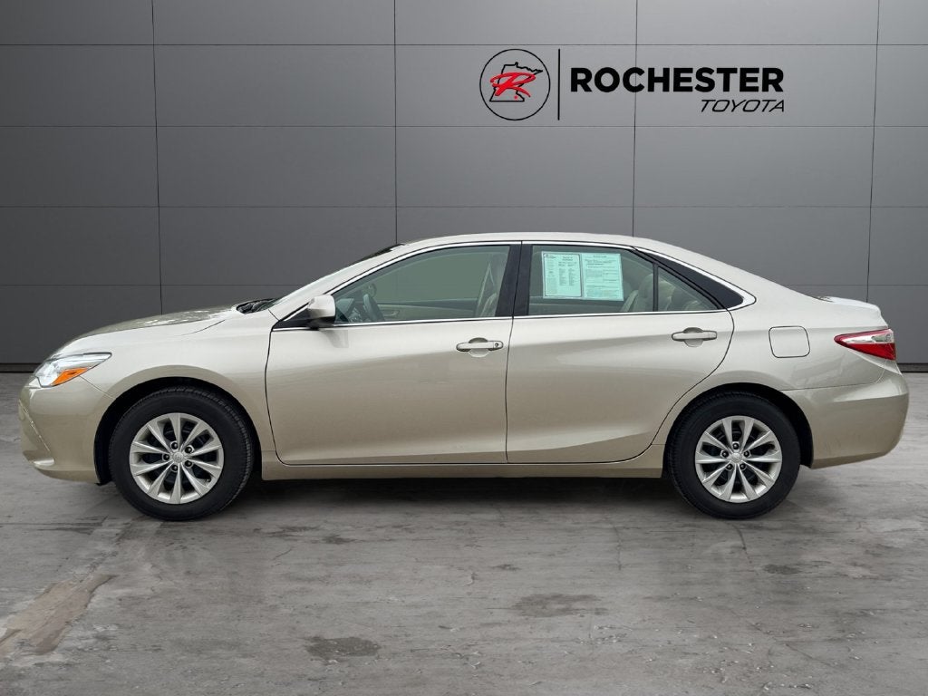 2017 Toyota Camry LE FWD