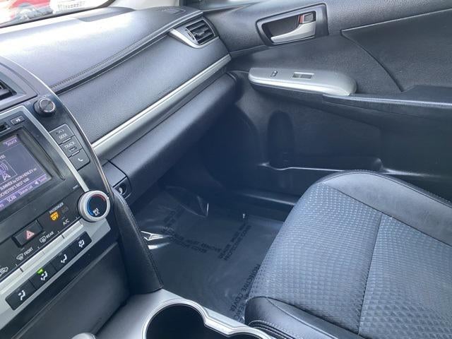 2014 Toyota Camry SE FWD