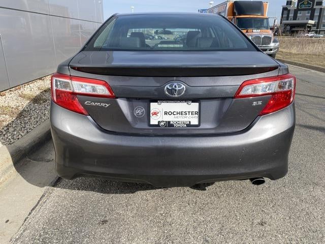 2014 Toyota Camry SE FWD