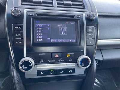 2014 Toyota Camry SE FWD