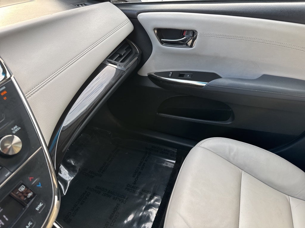 2014 Toyota Avalon XLE FWD