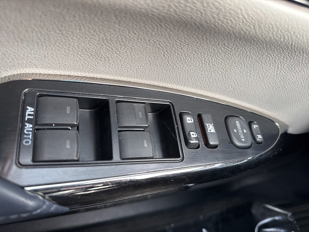 2014 Toyota Avalon XLE FWD