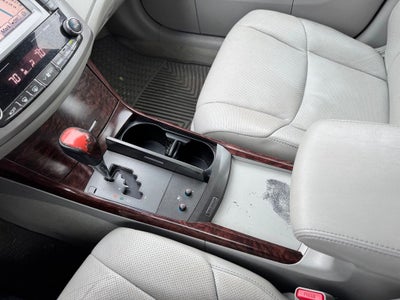 2012 Toyota Avalon Limited FWD