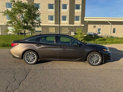2019 Toyota Avalon Limited FWD