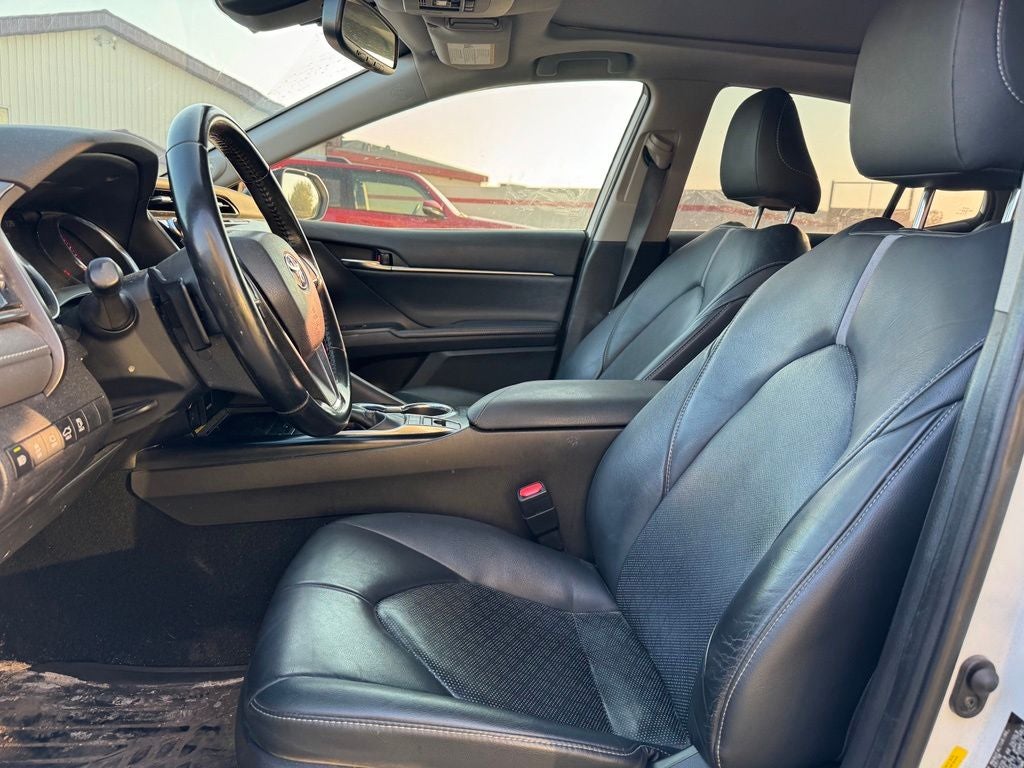 2019 Toyota Camry XSE V6 FWD
