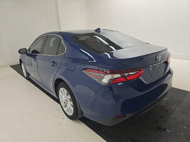 2023 Toyota Camry LE FWD
