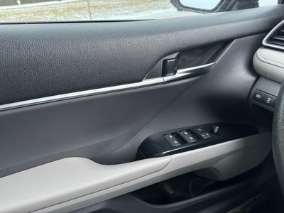 2020 Toyota Camry LE AWD