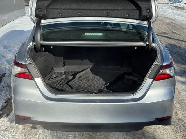 2021 Toyota Camry Hybrid LE FWD