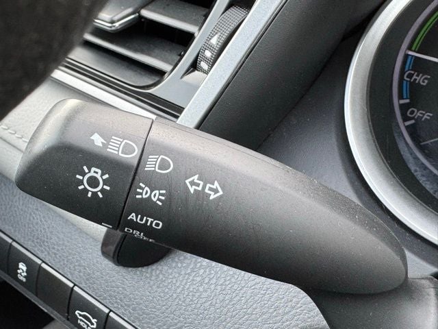2023 Toyota Camry Hybrid LE FWD