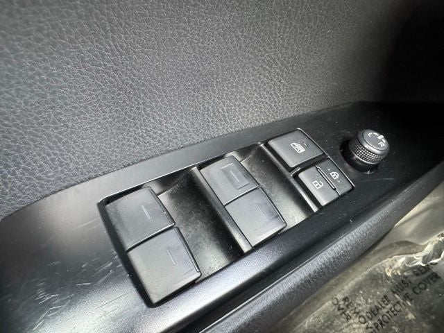 2025 Toyota Camry SE FWD