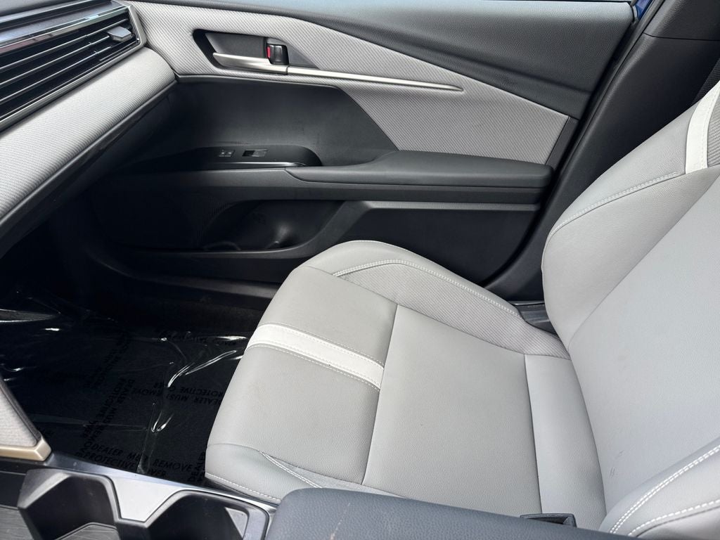 2025 Toyota Camry SE FWD
