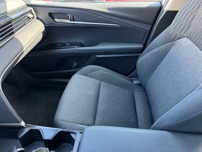 2025 Toyota Camry LE FWD