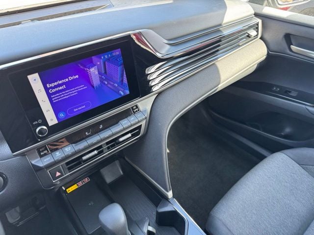 2025 Toyota Camry LE FWD