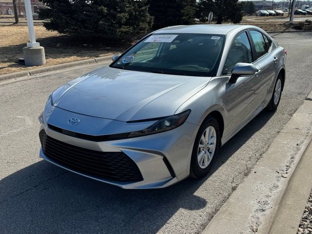 2025 Toyota Camry LE FWD