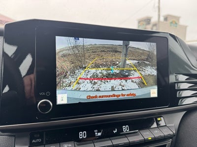 2025 Toyota Camry LE FWD