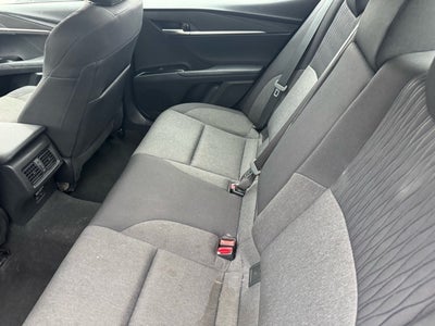 2025 Toyota Camry LE FWD