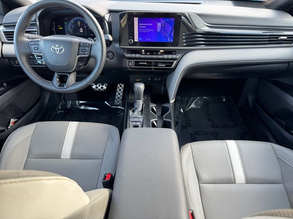 2026 Toyota Camry SE FWD
