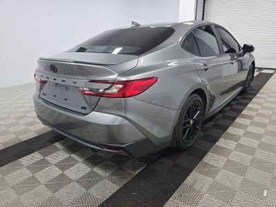 2026 Toyota Camry SE FWD