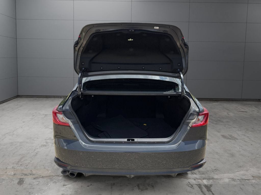 2025 Toyota Camry SE FWD