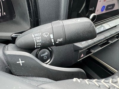 2025 Toyota Camry SE FWD