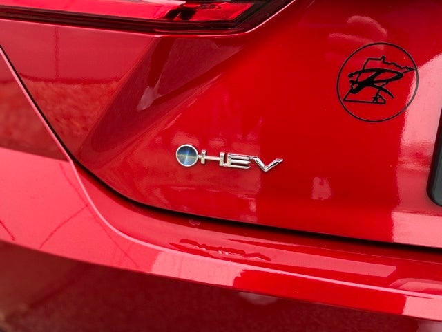 2025 Toyota Camry SE FWD