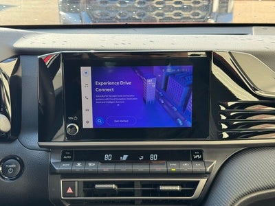 2025 Toyota Camry SE FWD