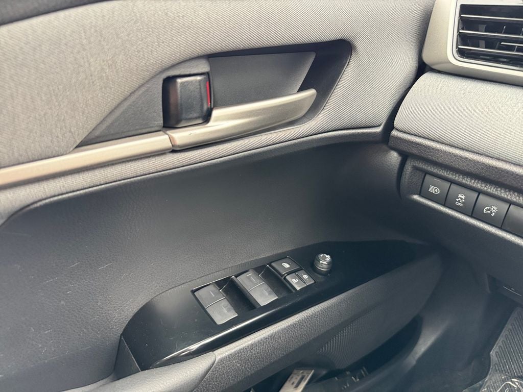 2025 Toyota Camry LE FWD