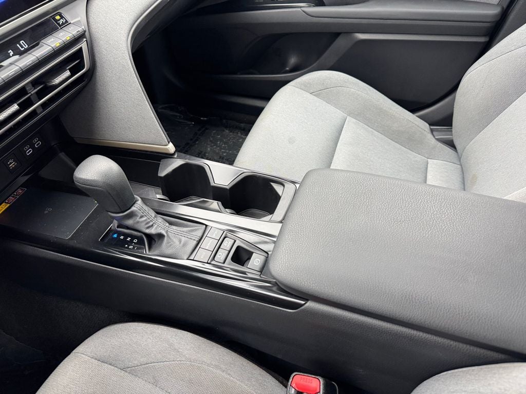 2025 Toyota Camry LE FWD