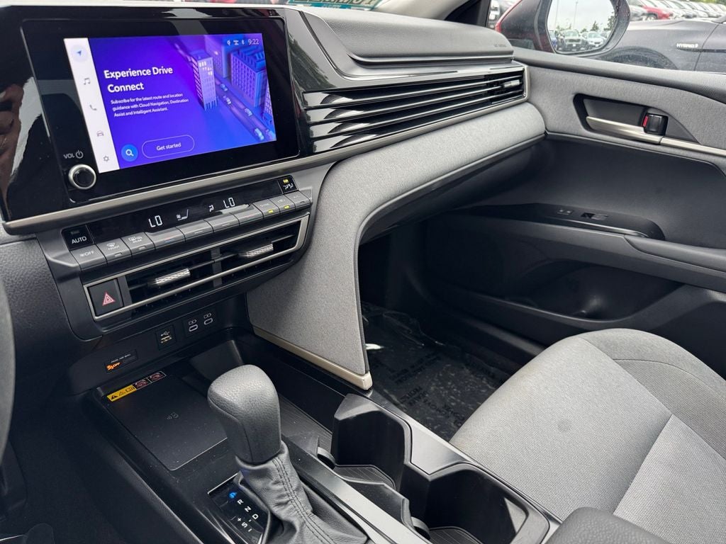 2025 Toyota Camry LE FWD