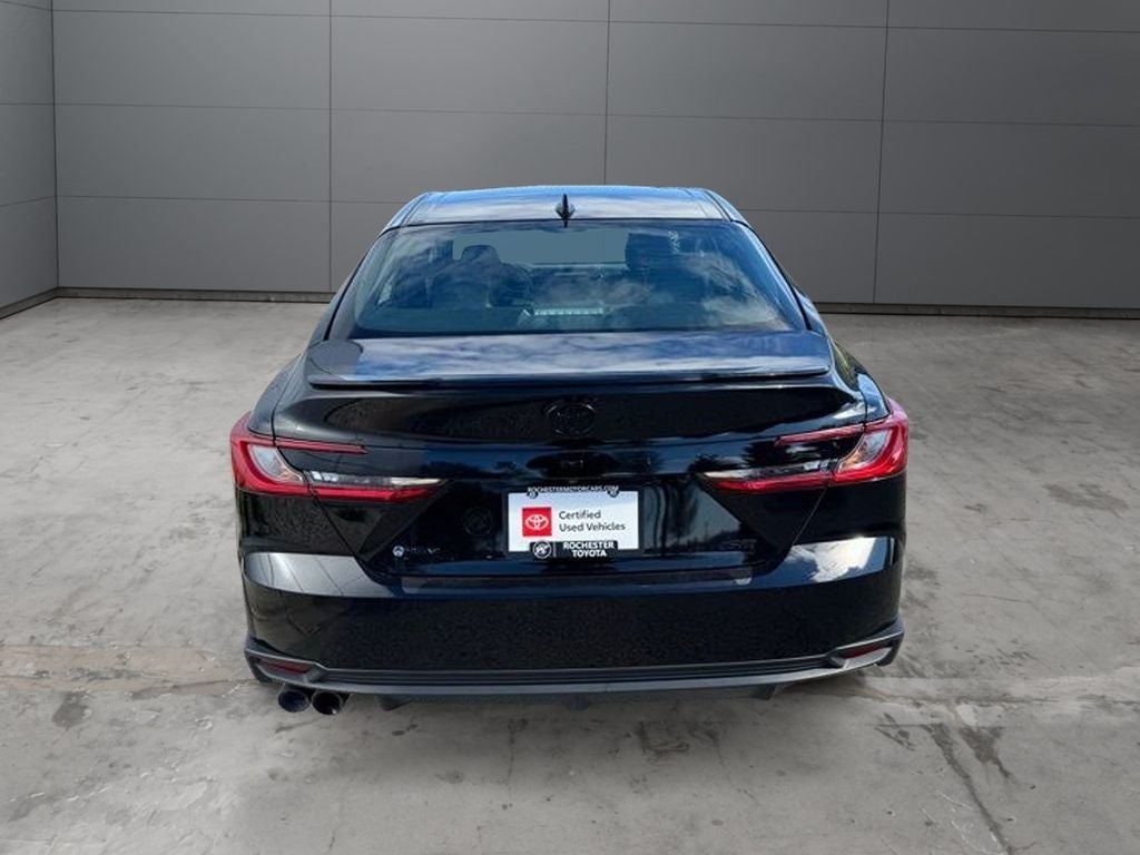 2025 Toyota Camry SE FWD