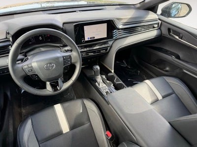 2025 Toyota Camry SE FWD