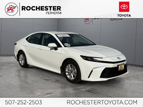 2025 Toyota Camry LE FWD