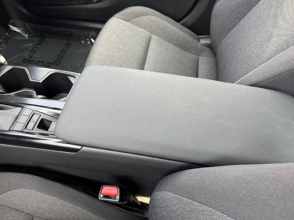 2025 Toyota Camry LE FWD