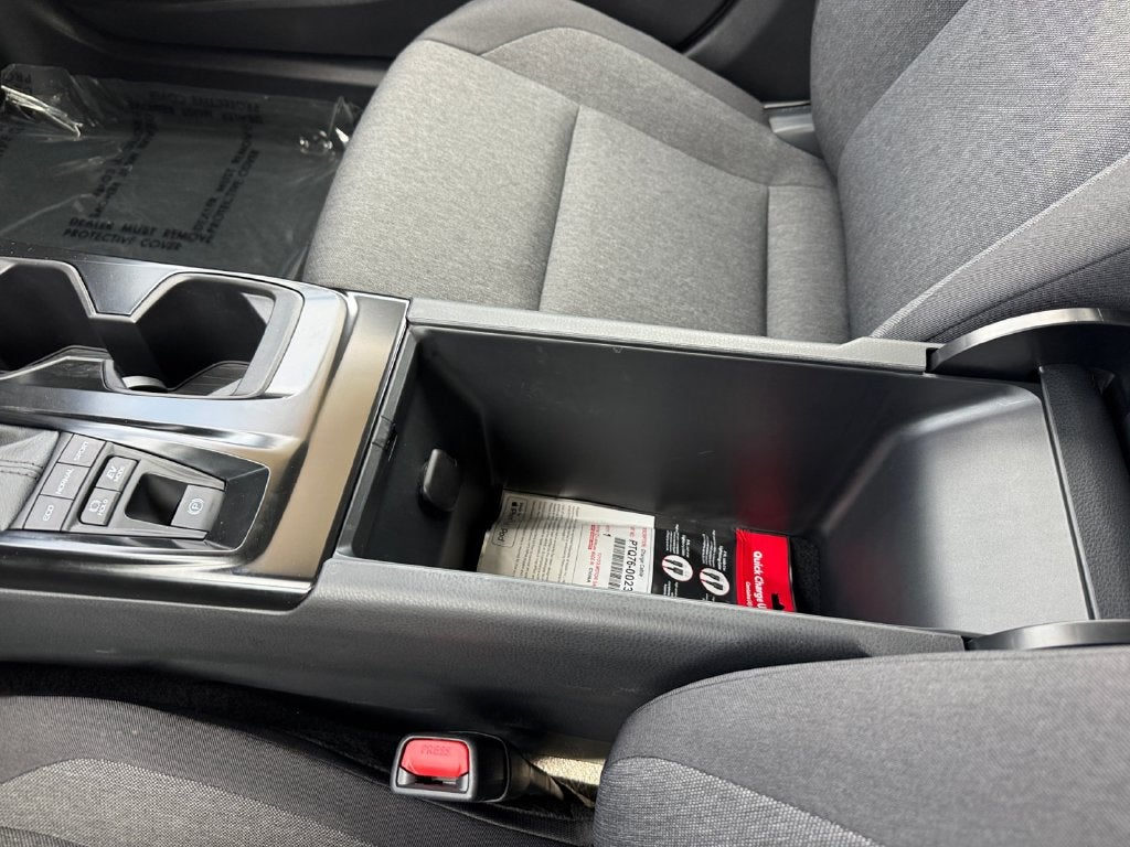 2025 Toyota Camry LE FWD