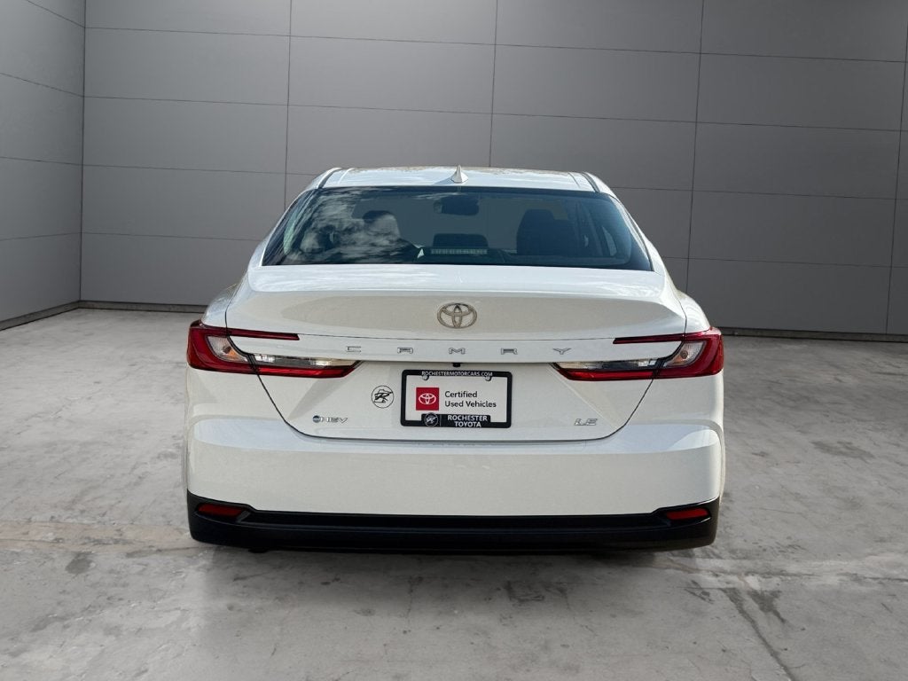 2025 Toyota Camry LE FWD