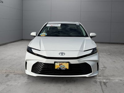 2025 Toyota Camry LE FWD