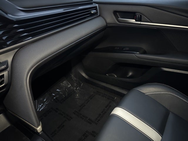 2025 Toyota Camry SE FWD